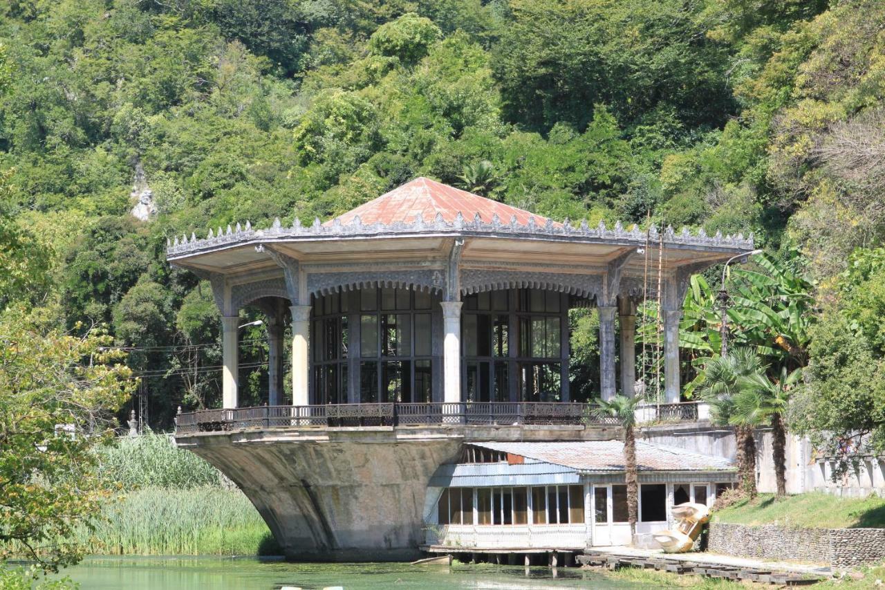 Afon Resort Hotel New Athos Exterior photo